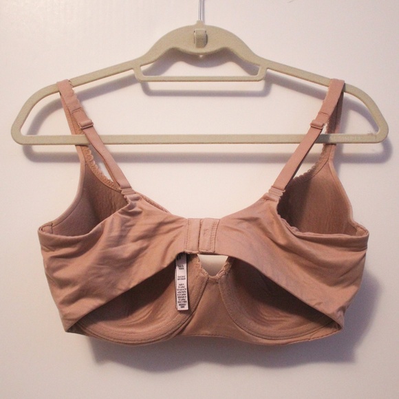 Victoria's Secret everyday wear full coverage bra - Picture 2 of 2